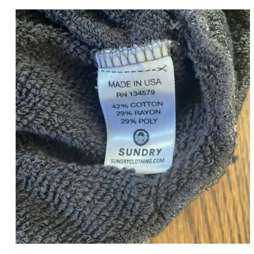 Sundry Dark Gray Heather Crewneck Pullover Sweatshirt - Size S (2) Cozy Shoulder - Picture 7 of 8